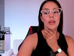 Amateur Adult Webcams of alessandra7