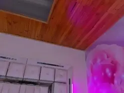 Amateur Live Sex of emili_clark