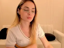 Amateur Live Sex Cam of StacyWoods