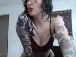 Amateur Free Live Porn of Inked_Val6