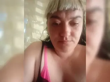 Bongacams Best Webcam of HollyLaBerry