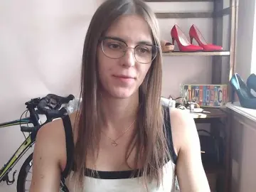 Bongacams Watch Live Sex Cams of MegiKiss
