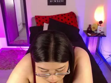 Bongacams Free Porn Cam of AlexaHart