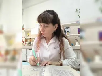 Bongacams Adult Webcam of caroliiine