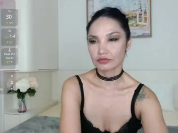 Bongacams Adult Webcam of Ohmy-Linda