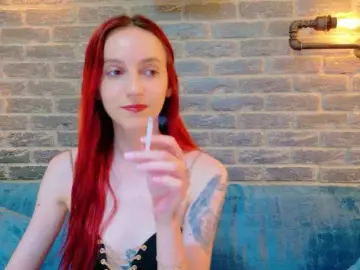 Bongacams Nude Webcam of Julia-Jae