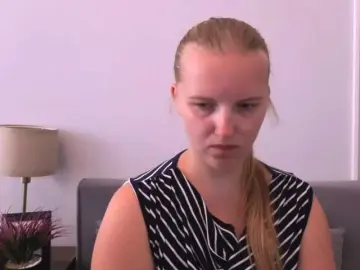 Bongacams Free Porn Cam of RoseNatural