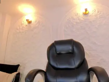 Bongacams Watch Live Sex Cams of MiaFarrell