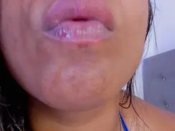 Bongacams Sex Cam of itswet-horny