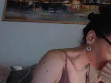 Bongacams Nude Webcam of cleophee