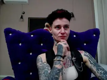 Bongacams Watch Live Sex Cams of KennysXX