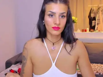 Bongacams Watch Live Sex Cams of Milfchelle