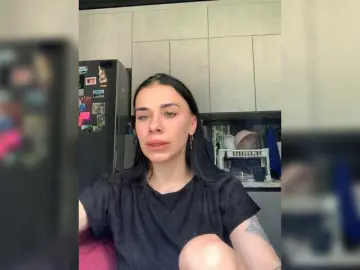 Bongacams Free Porn Cam of MaidenCrystal