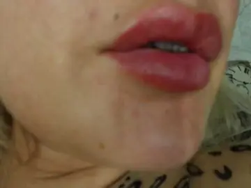 Bongacams Watch Live Sex Cams of wxw9
