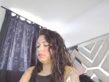 Bongacams Private Sex Chat of AlanaRouse1