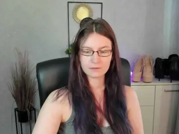Bongacams Free Porn Cam of EmmaHeart