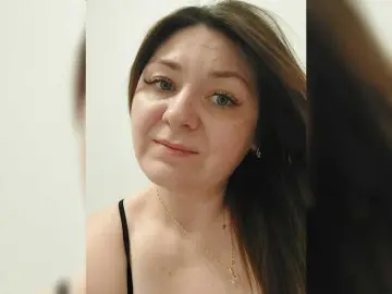 Bongacams Watch Live Sex Cams of LillyJosepha