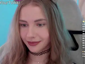 Bongacams Watch Live Sex Cams of -VikkiL0vesCheese-
