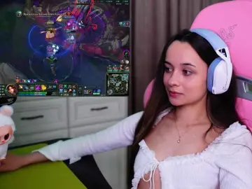 Bongacams Watch Live Sex Cams of JuicyAngel
