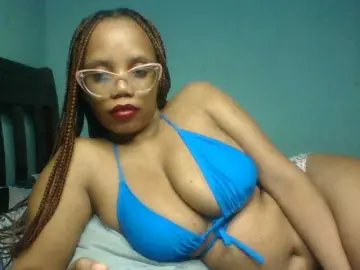 Bongacams Live Sex Cam of Prettyzari