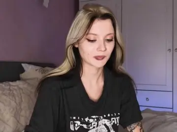 Bongacams Live Porn of Alicee-teasee