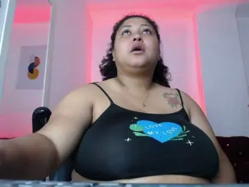 Bongacams Watch Live Sex Cams of Ayliinn