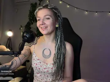 Bongacams Watch Live Sex Cams of bySOVA