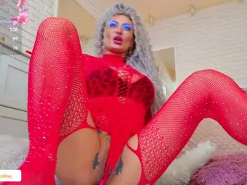 Bongacams Free Porn Cam of blondeceline