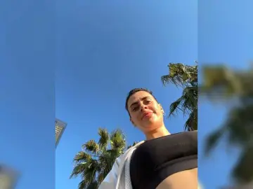 Bongacams Watch Live Sex Cams of Anomaliya