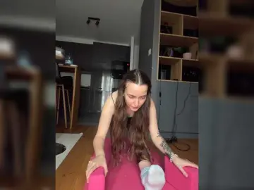 Bongacams Watch Live Sex Cams of ChloeMeow