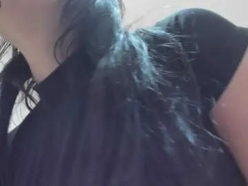 Bongacams Nude Webcam of salalinz