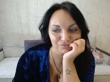 Bongacams Watch Live Sex Cams of AngelinaCute
