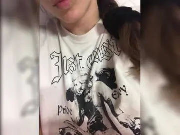 Bongacams Sex Chat of TenderBerry