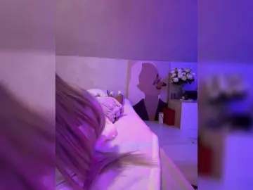 Bongacams Live Sex of HollyPolly111