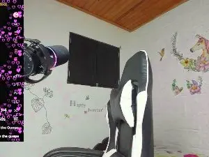 Cam4 Free Live Porn of hoffman_alisson