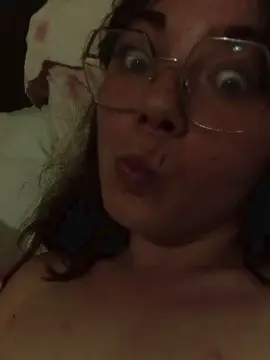 Cam4 Free Live Porn of Bebysexy95