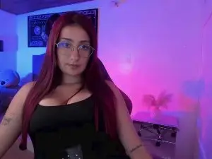 Cam4 Live Porn of laura_hoot20