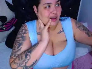 Cam4 Adult Video Chat of MarinaBusty_