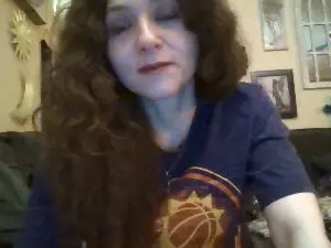Cam4 Private Sex Chat of QueenCrimson