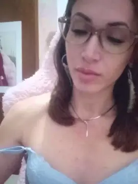 Cam4 Adult Webcam of Irresistible34