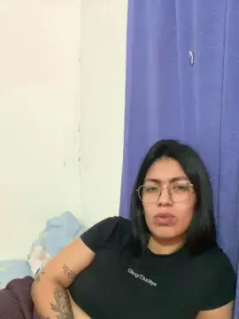 Cam4 Adult Webcam of DimeAria