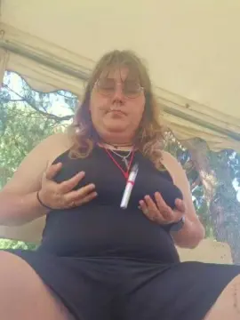 Cam4 Free Live Porn of harmyfr