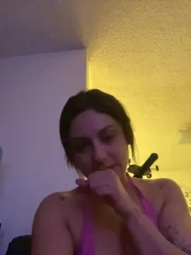 Cam4 Watch Live Sex Cams of tattedttoez69