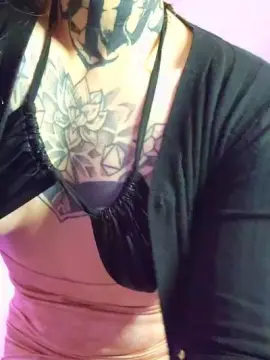 Cam4 Live Sex of conisitaxx1