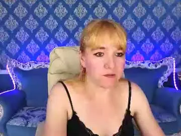 Chaturbate Watch Live Sex Cams of kirra_salute