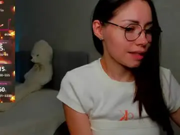 Chaturbate Live Sex Cam of fun__nd__bun