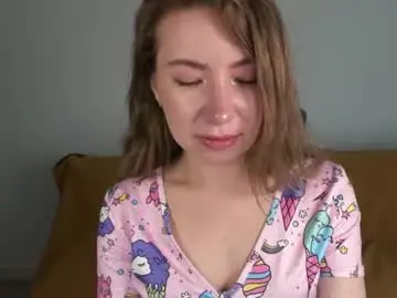 Chaturbate Free Porn Cam of mia_luxx92