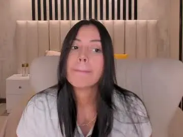 Chaturbate Live Sex Cam of ambarjames_
