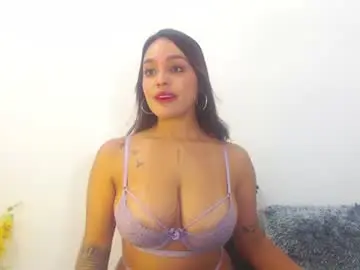 Chaturbate Nude Webcam of renatabrownn28