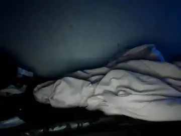 Chaturbate Live Sex Cam of hisfreakyqueen86